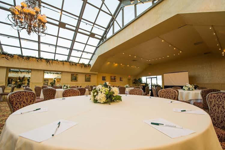 Courtyard By Marriott Ambassador Conference Center