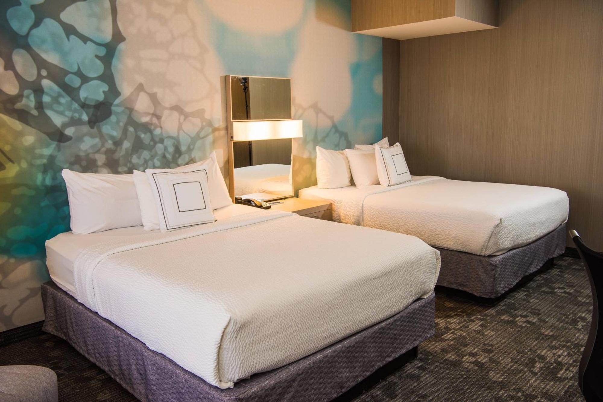 Hotel Courtyard By Marriott Ambassador Conference Center Erie