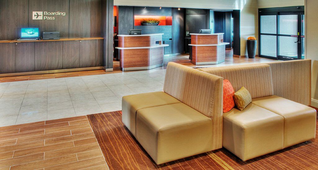 Courtyard By Marriott Ambassador Conference Center 3*